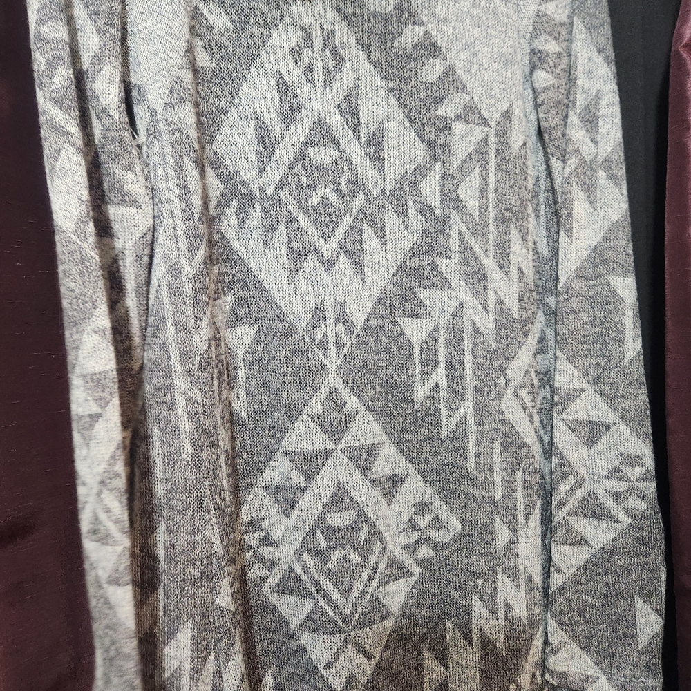 I'm In Love With Derek Aztec Open Front Hooded Cardigan Small Gray - Picture 13 of 16
